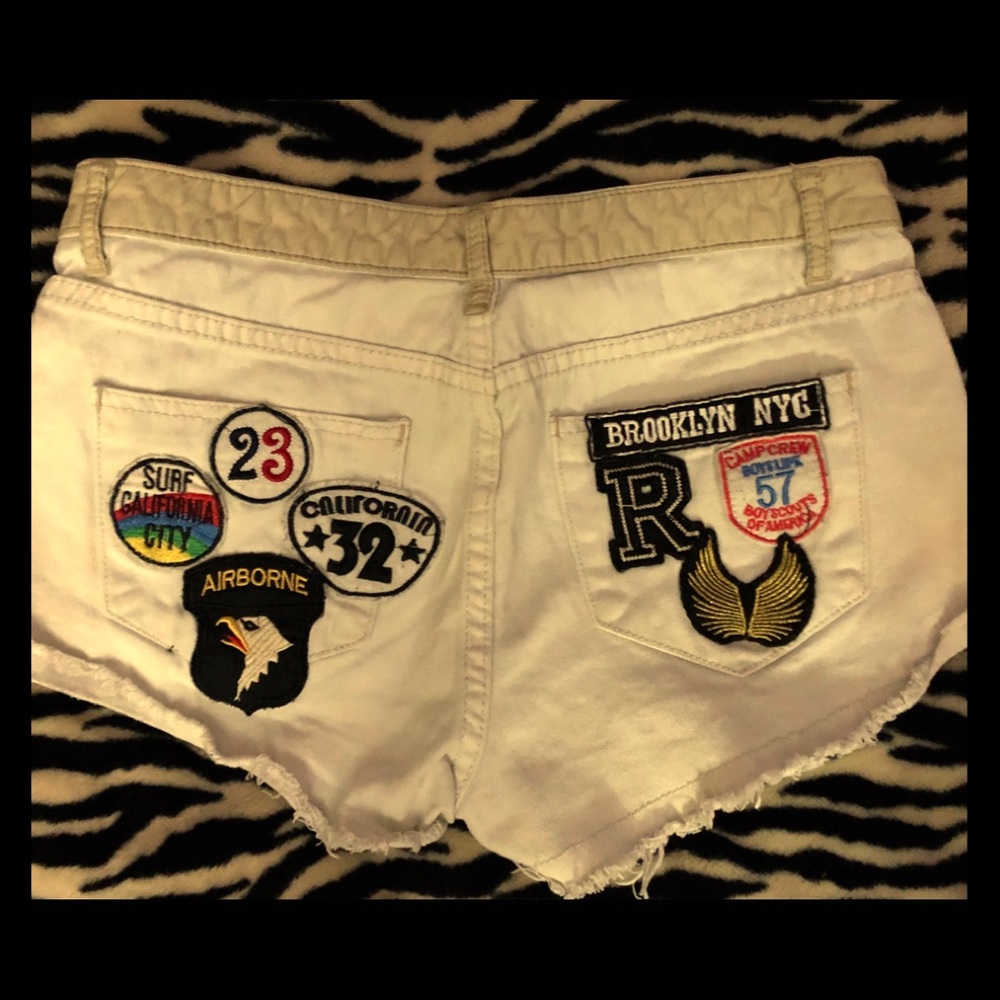 💋Vintage Havana denim short shorts w/ patches